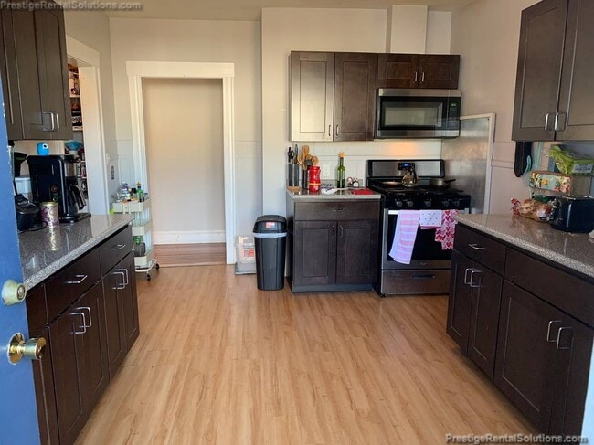 Photo - 90 Nichols Ave Unidad A