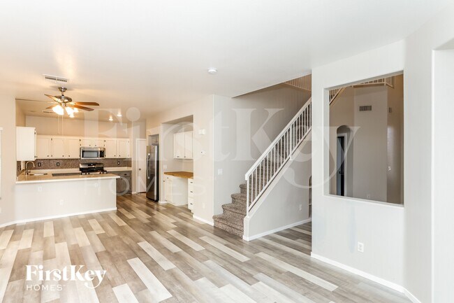 Photo - 812 New Season Ct