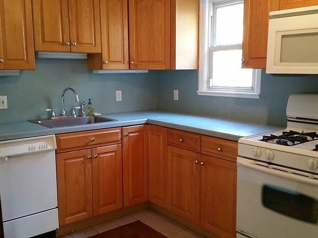 49 Arlington Ave Unit 1