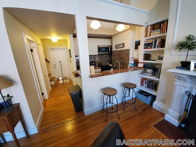 Photo - 235 Beacon St Unit 3