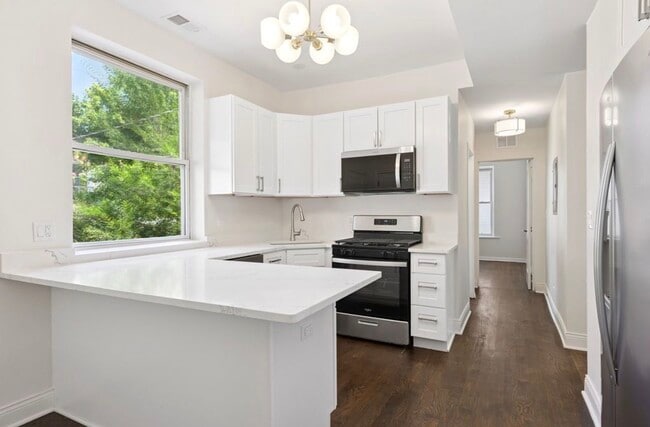 Photo - 1340 W Hollywood Ave Unit 1