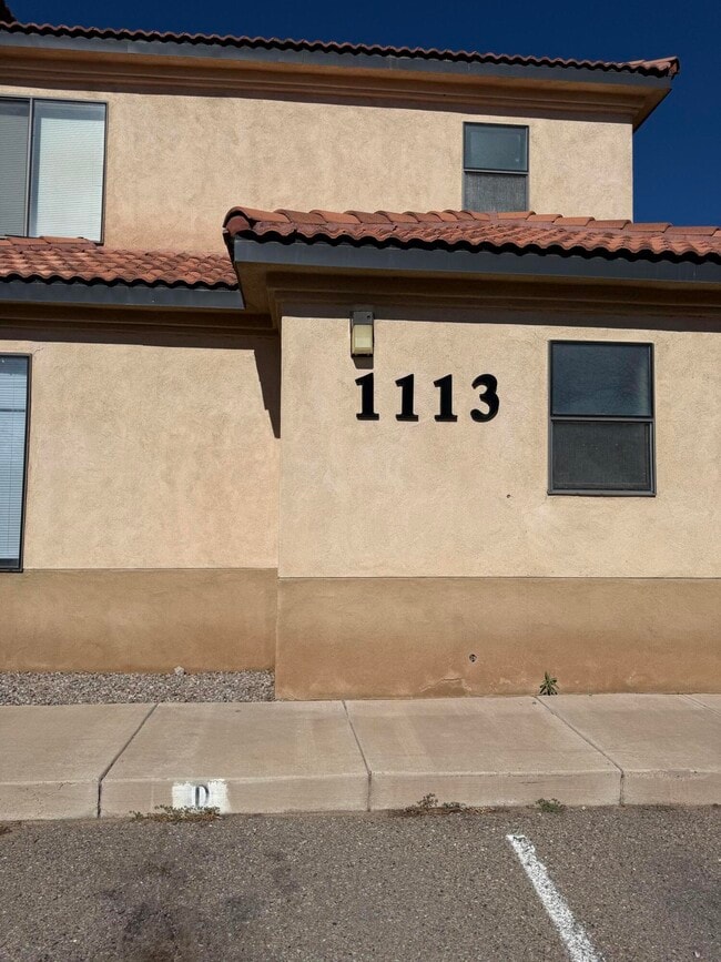 Building Photo - 1113 Meadowlark Way SE Rental