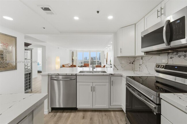 Photo - 1717 N Bayshore Dr Unit A-2655