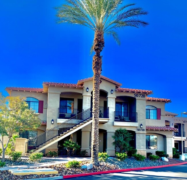 Building Photo - 50720 Santa Rosa Plz Unit 5