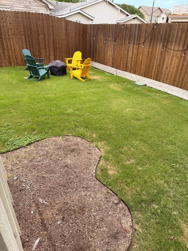 Photo - 811 Ivy Ave