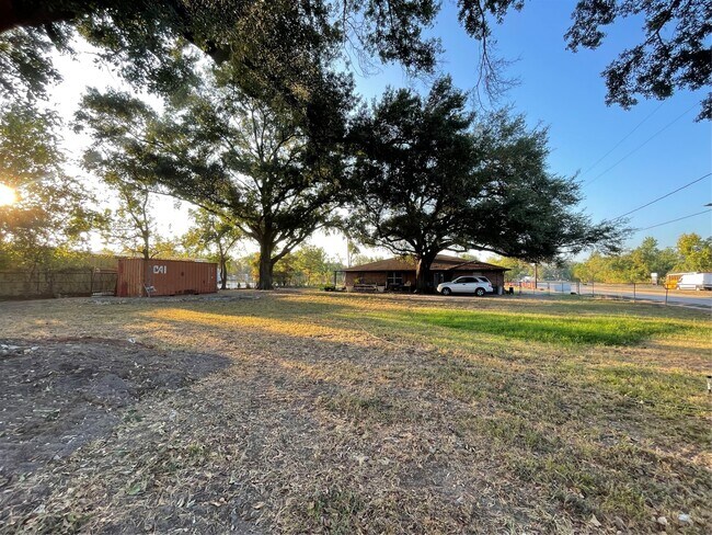 Photo - 5930 Killough St Casa