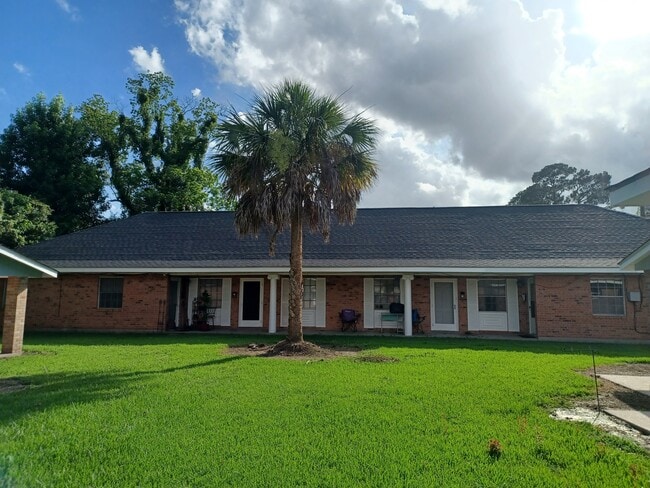 Building Photo - 1719 Oakley Ct Unit 9
