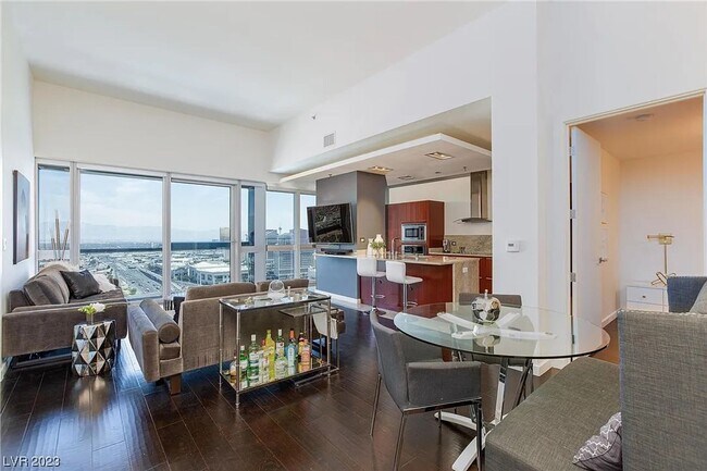 Photo - Gorgeous and Fully Furnished Penthouse Style Condo at The Martin Unit 3508