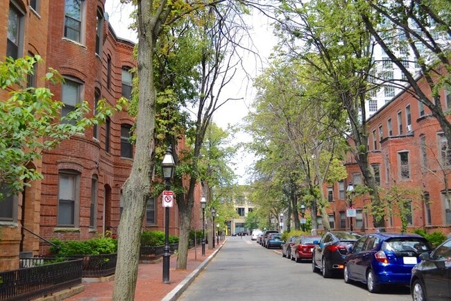 Building Photo - 67 St Germain St Unit 34-1 Rental