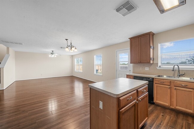 Photo - 8139 Katie Mill Trail