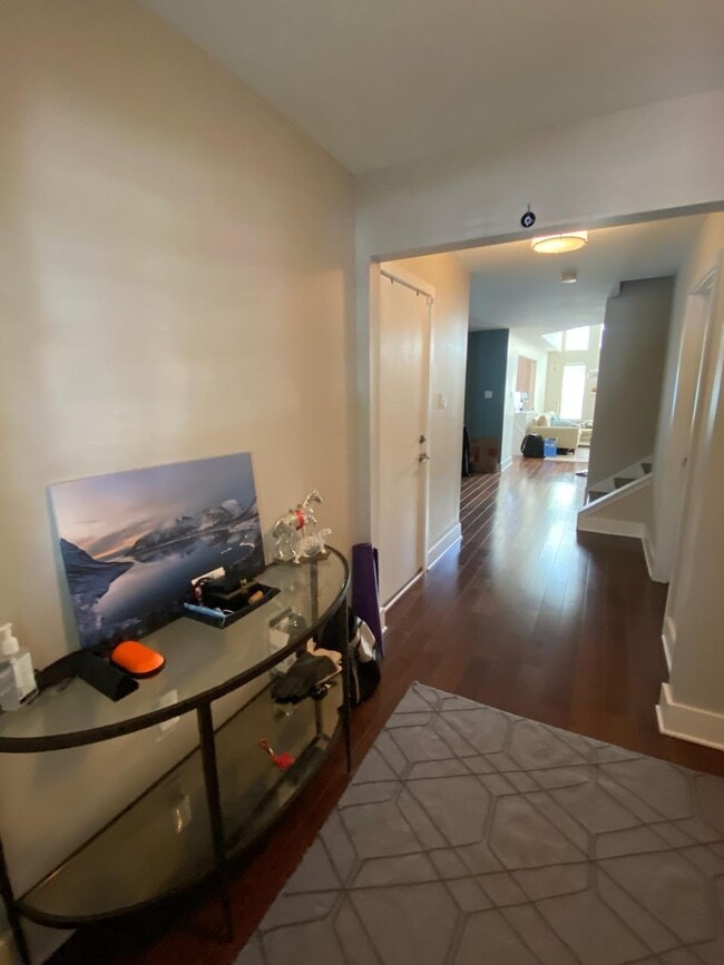 Photo - 805 Rosehill Dr