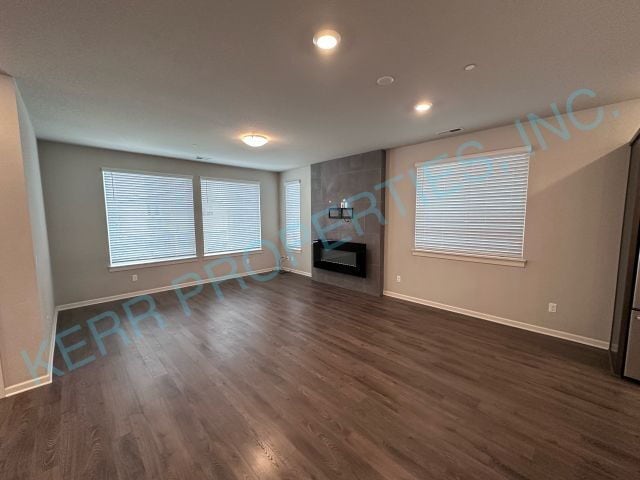 Spacious 3-Bedroom Townhouse with solar power in Happy Valley with 2.5 Bathrooms & 2105 Sq Ft of ...