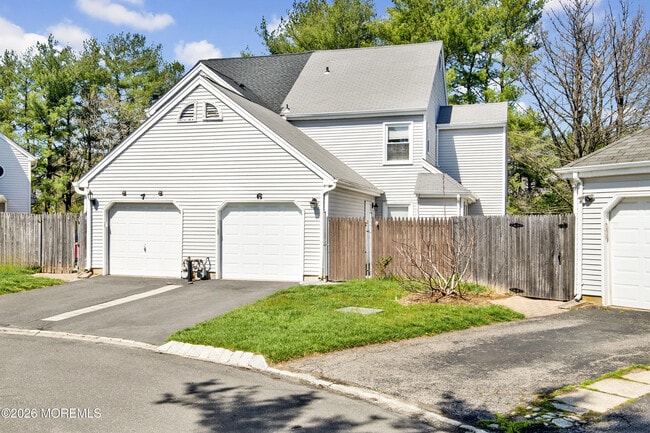 Building Photo - 6 Stowe Ct