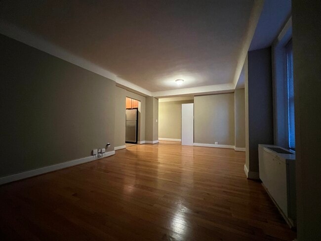 Photo - 15 E Kirby St Unit 324