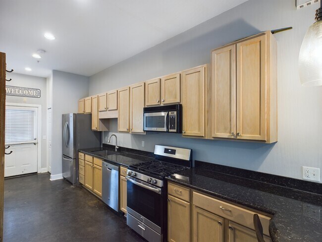 Photo - 1602 Elgin St Unit 3