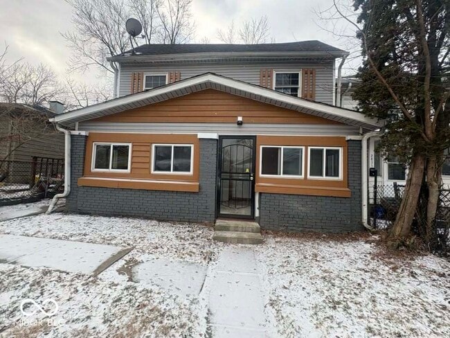 Building Photo - 2839 E 19th St