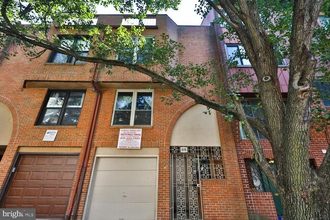215 N 23rd St