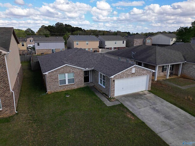 Photo - 202 Sagebrook Dr