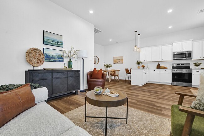 Photo - 38634 Spur 149 Rd Unidad 65B