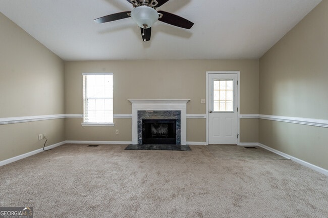 Photo - 205 Briarpatch Ct