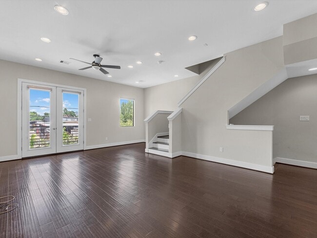 Photo - 1615 Milby St
