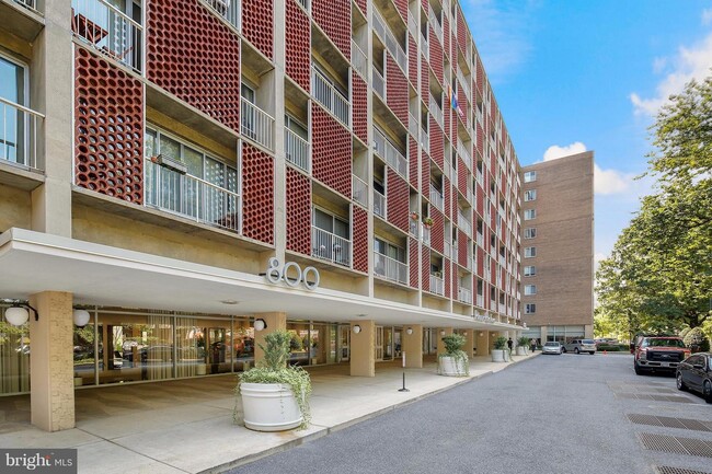Photo - 800 4th St SW Condo Unit n618