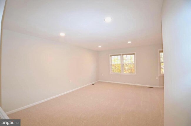 Photo - 12318 Cinnamon St