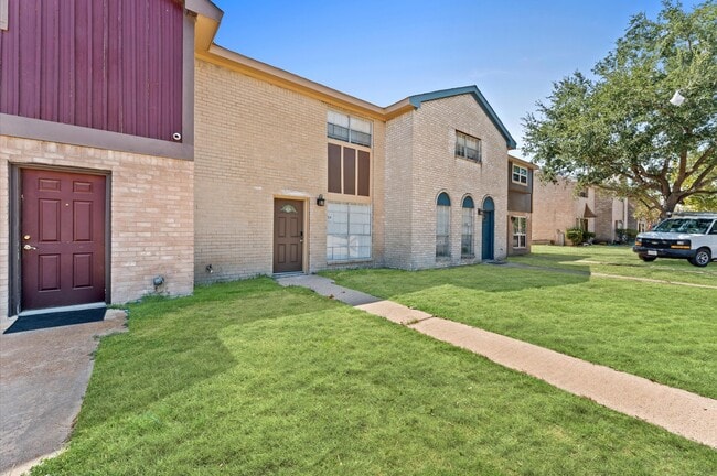 Photo - 1530 Eagle Lake Rd