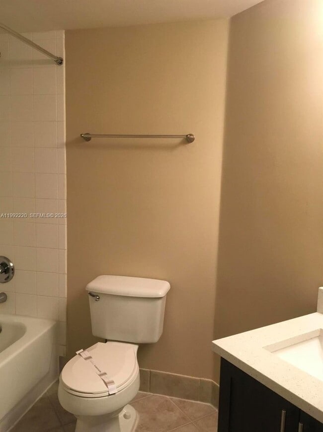 Photo - 4175 N Haverhill Rd Unit 906