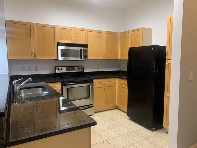 Photo - 870 Mayson Turner Rd NW