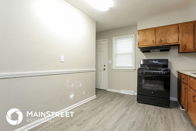 Photo - 7819 E 47th Terrace