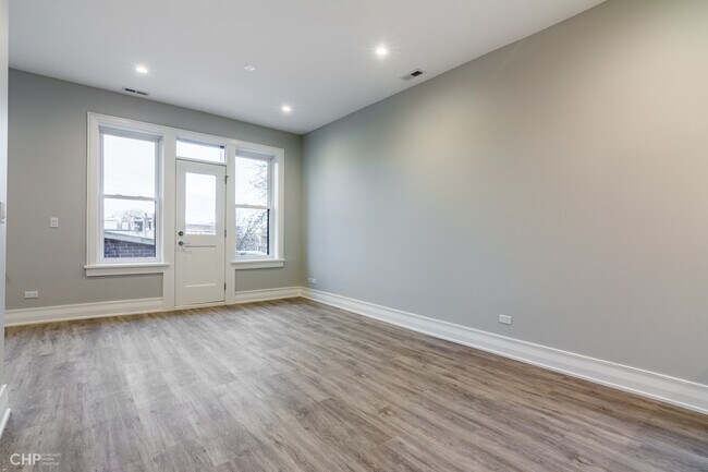 Photo - 2318 W Thomas St Unidad 1F