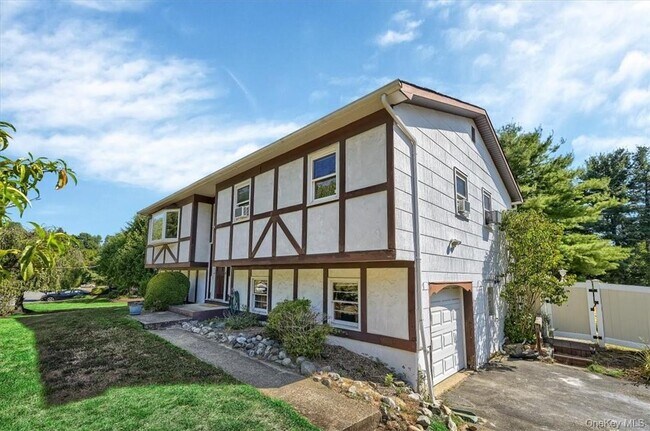 31 Gleason Dr