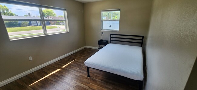 Photo - 14501 Daring Ave
