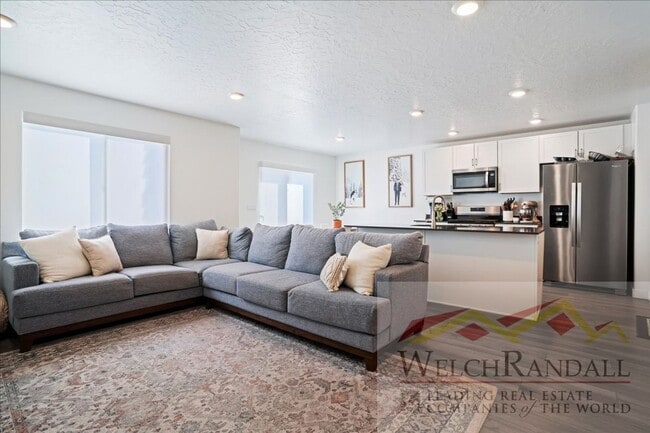 Photo - Great Space, Great Location - 3 BR Lehi To...