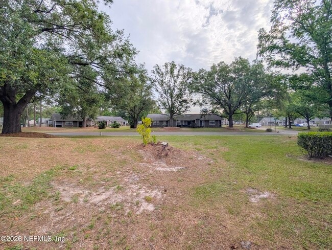 Photo - 8412 Long Meadow Cir N