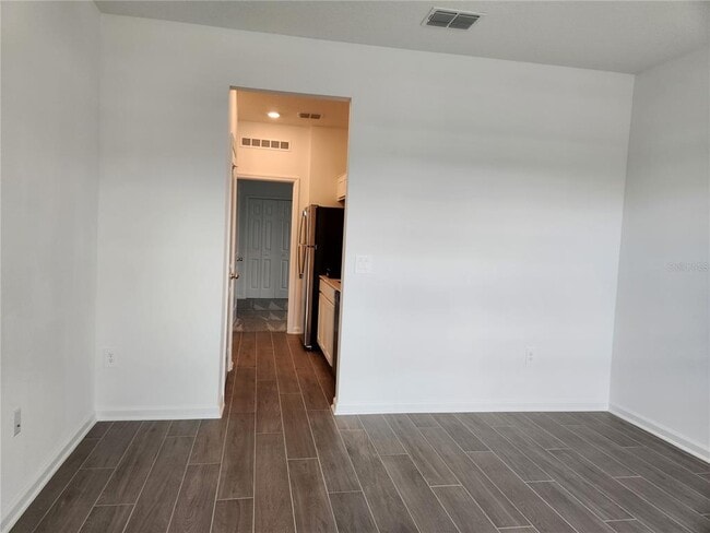 Photo - 997 Waterfall Blvd