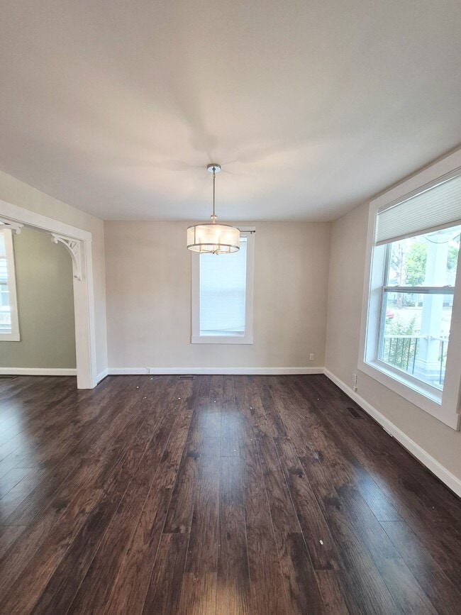 Photo - 711 Arnold Ave
