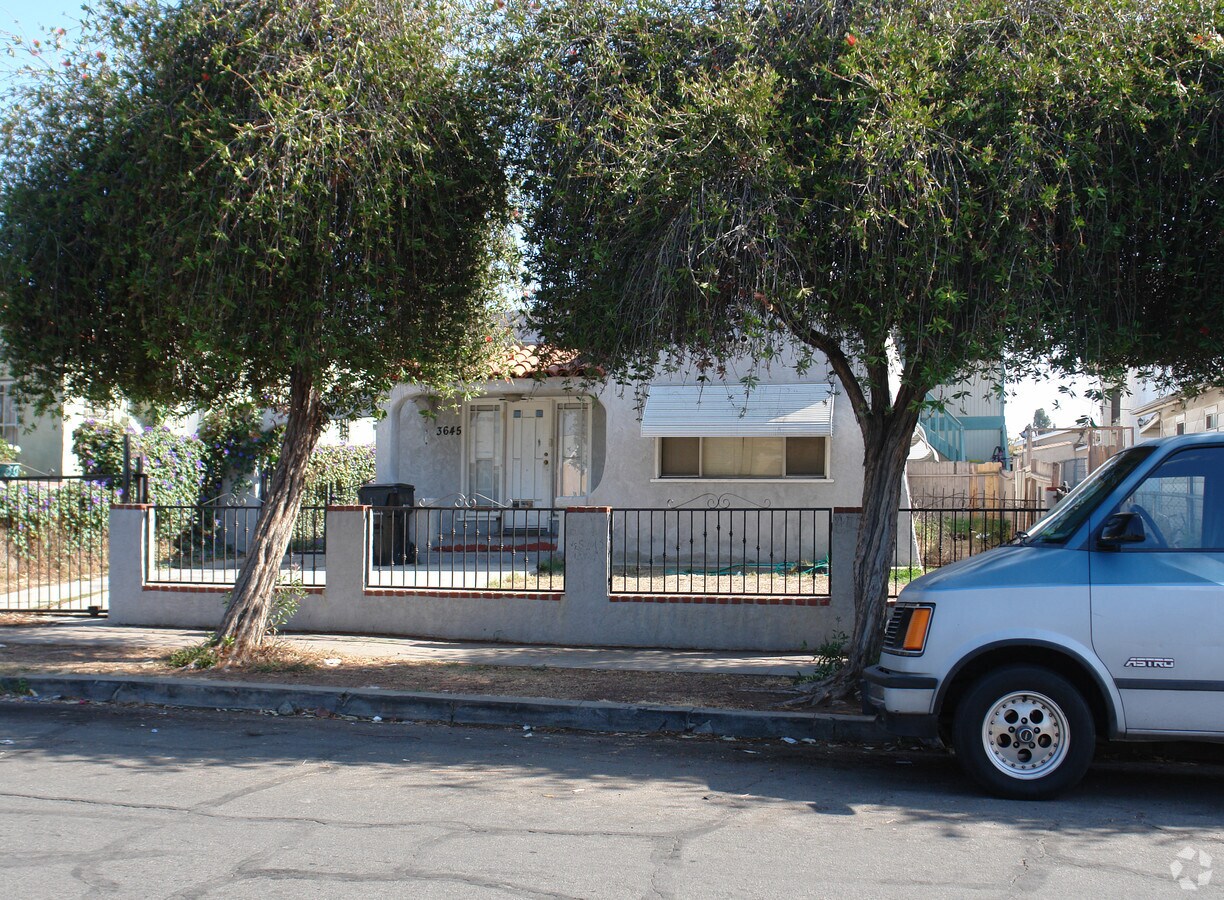 Photo - 3645 44th St