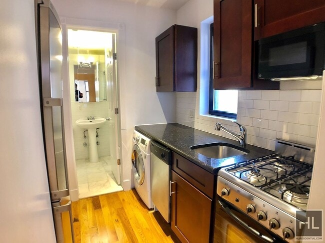 Photo - MOTT STREET Unit 4A