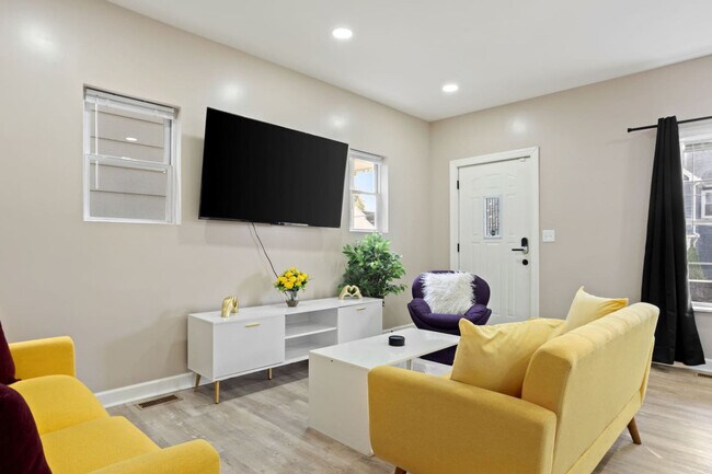 Photo - 1523 S East St Unidad ID1342436P