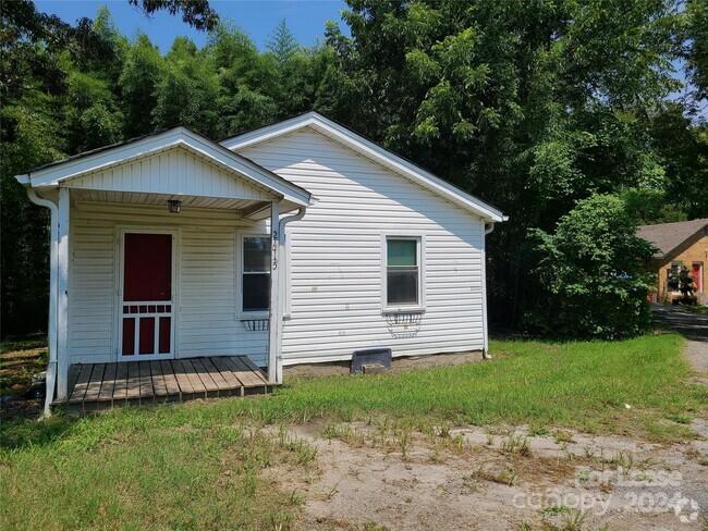 Building Photo - 2415 S York St Rental