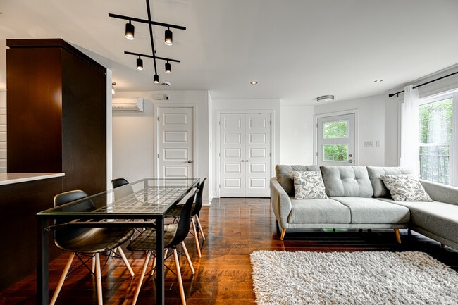 Photo - 3927 Rue Evelyn Unit 3927 Rue Evelyn