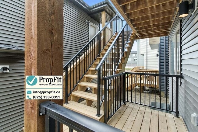 Photo - 7324 Klapstein Cres SW Unit Ground Floor