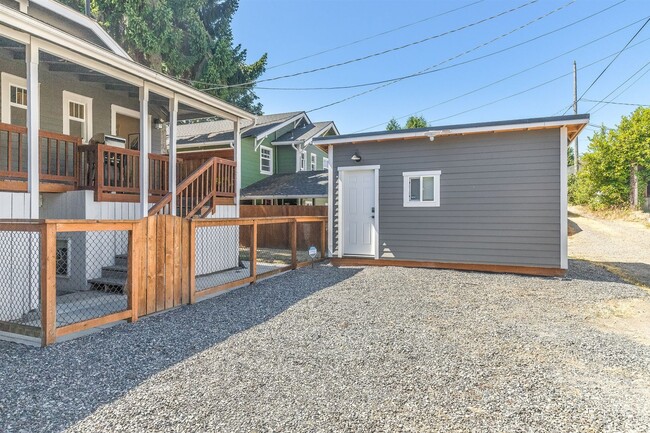 Photo - LIM DUPLEX Unit Lower