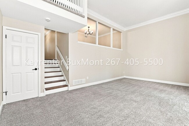 Photo - 102 Solway Cir