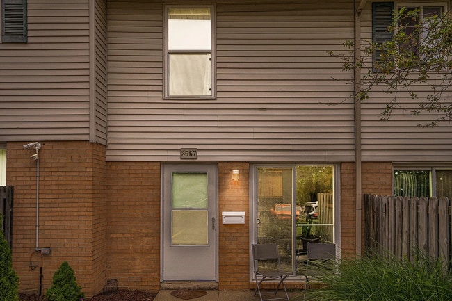 Photo - 3567 Kenbrooke Ct Unit 3567