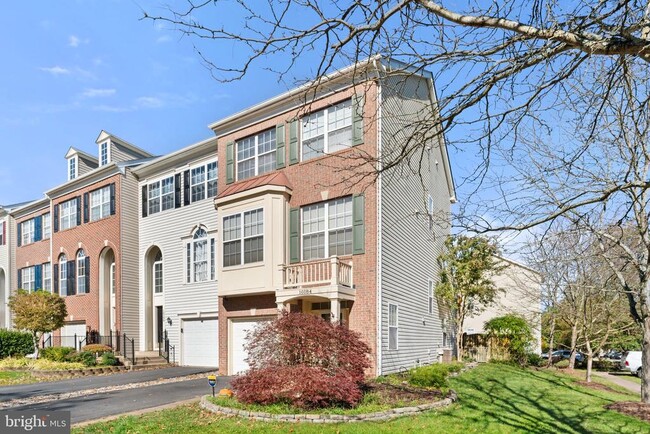 Photo - 10184 Pale Rose Loop Townhome