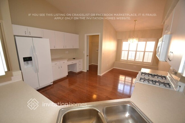 29635 Birds Eye Dr