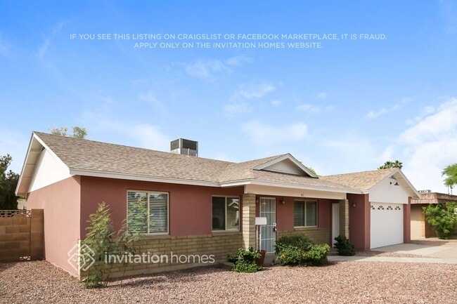 Photo - 401 E Fremont Dr